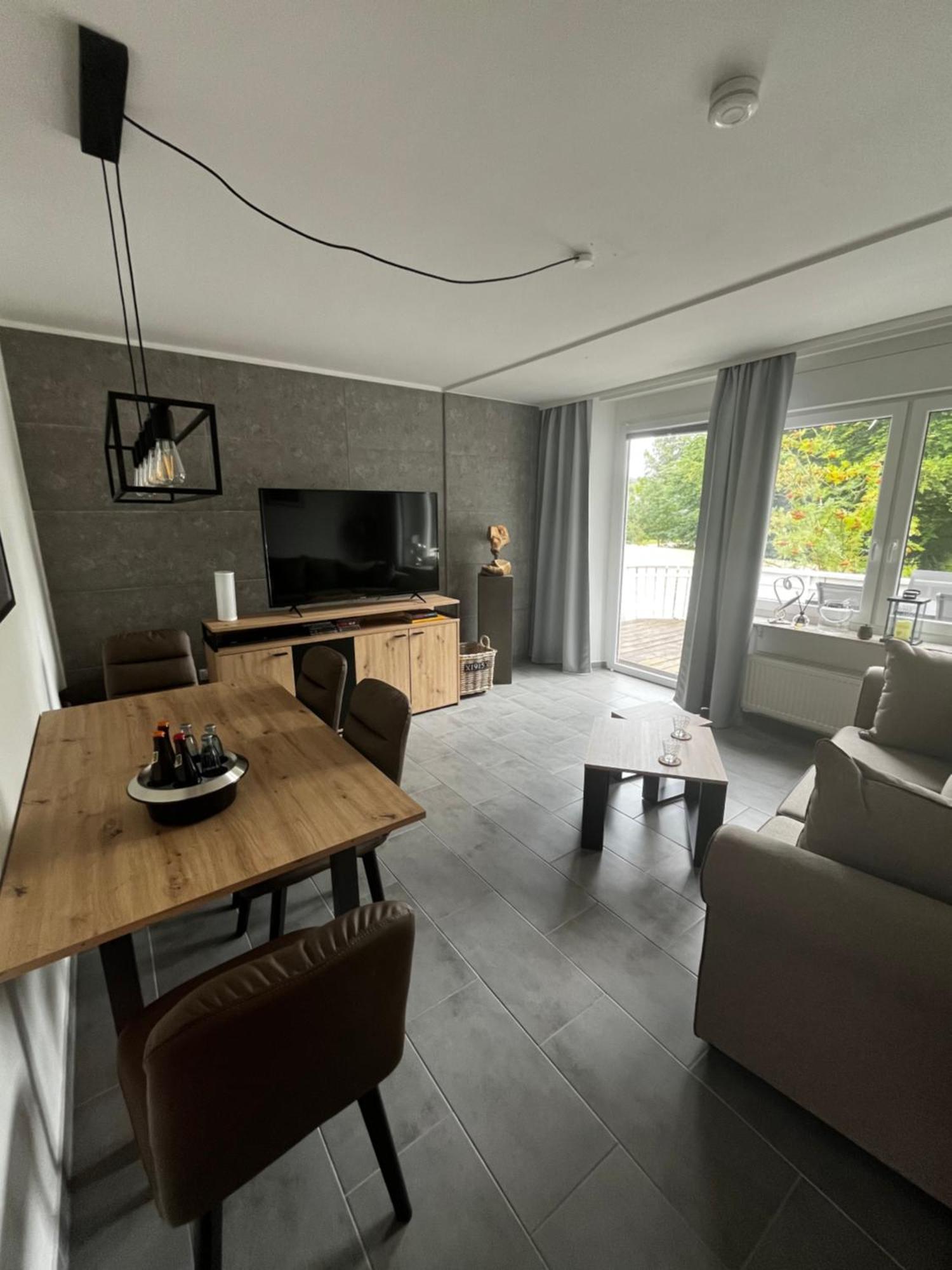 Traumhaftes Bijou Fuer 4 Apartment Holzminden Exterior foto